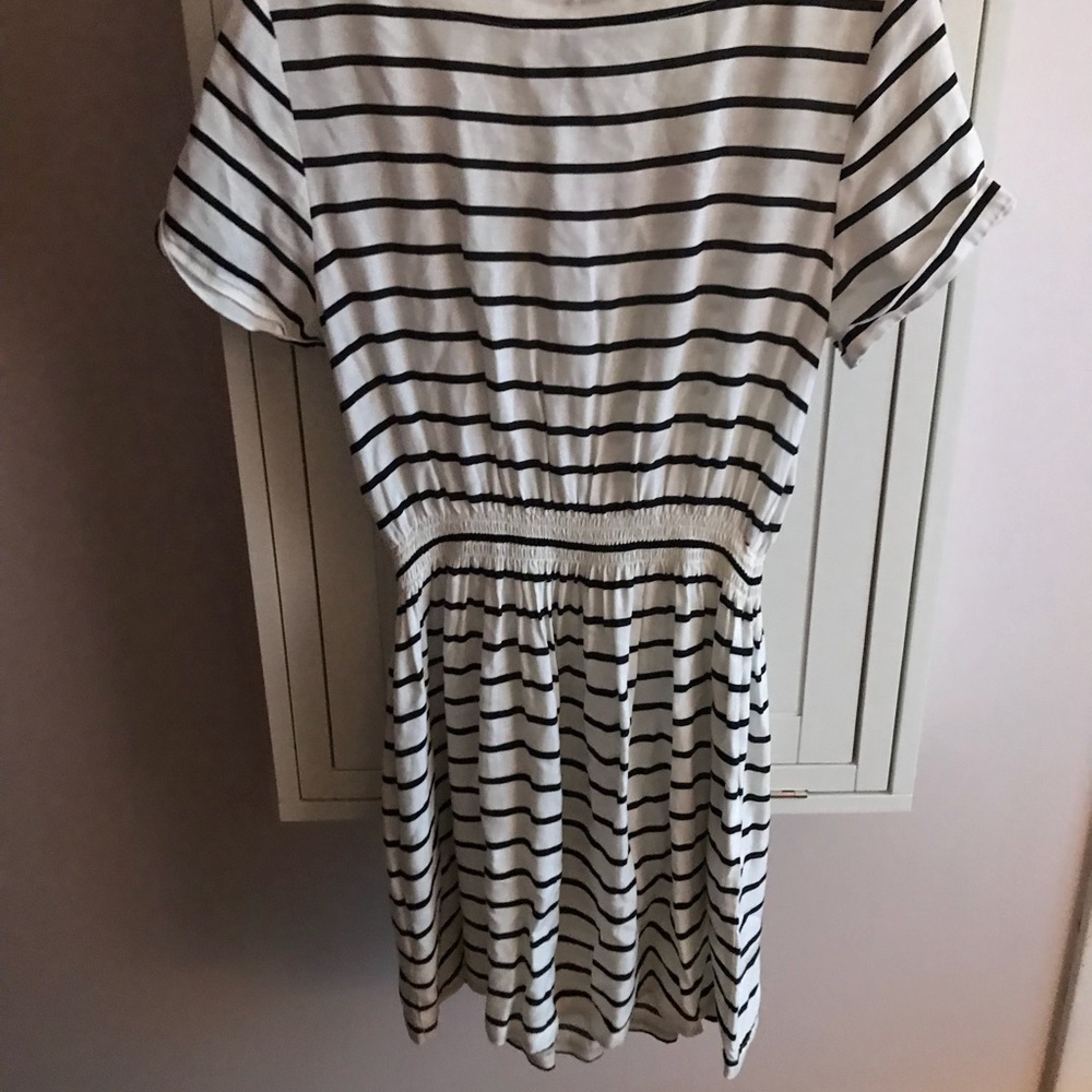 🎃 SALE White with Black Stripes Divided Dress - Picture 4 of 4